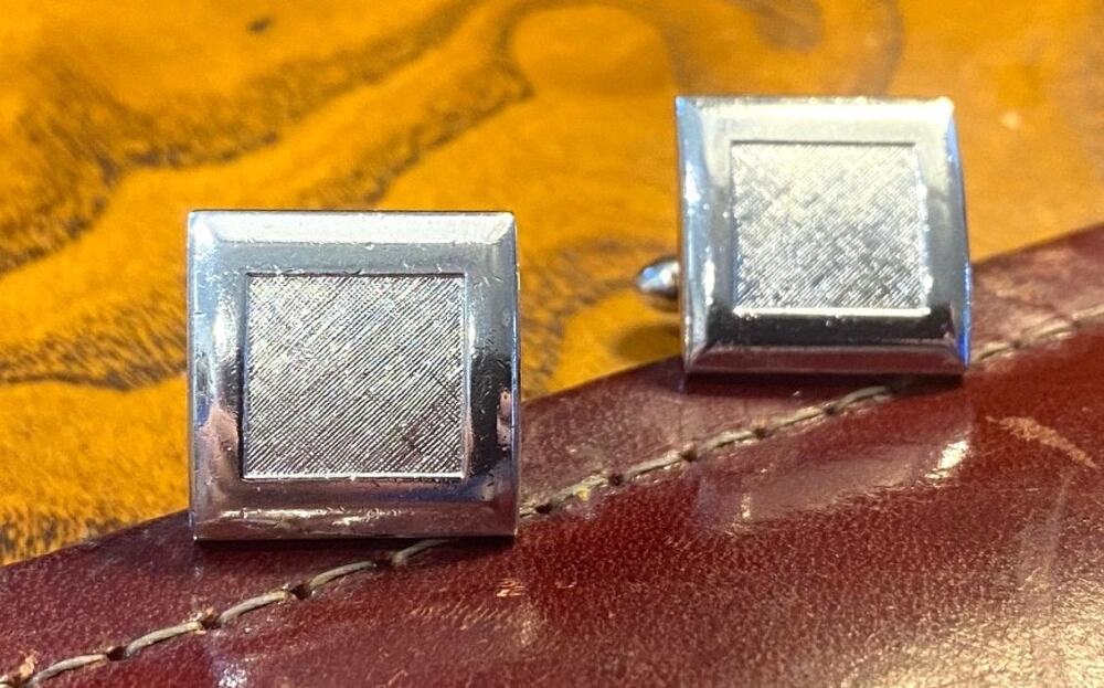 VTG Silver Tone Etched Cufflink Set